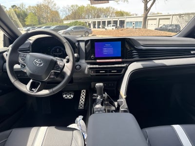 2026 Toyota Camry 4DR CVT HYB SE