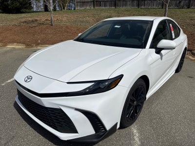 2026 Toyota Camry 4DR CVT HYB SE