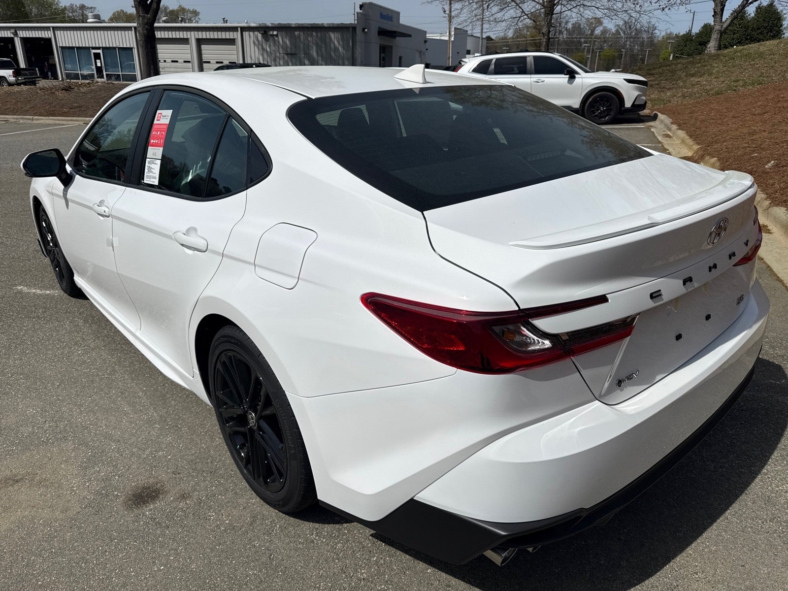 2026 Toyota Camry 4DR CVT HYB SE