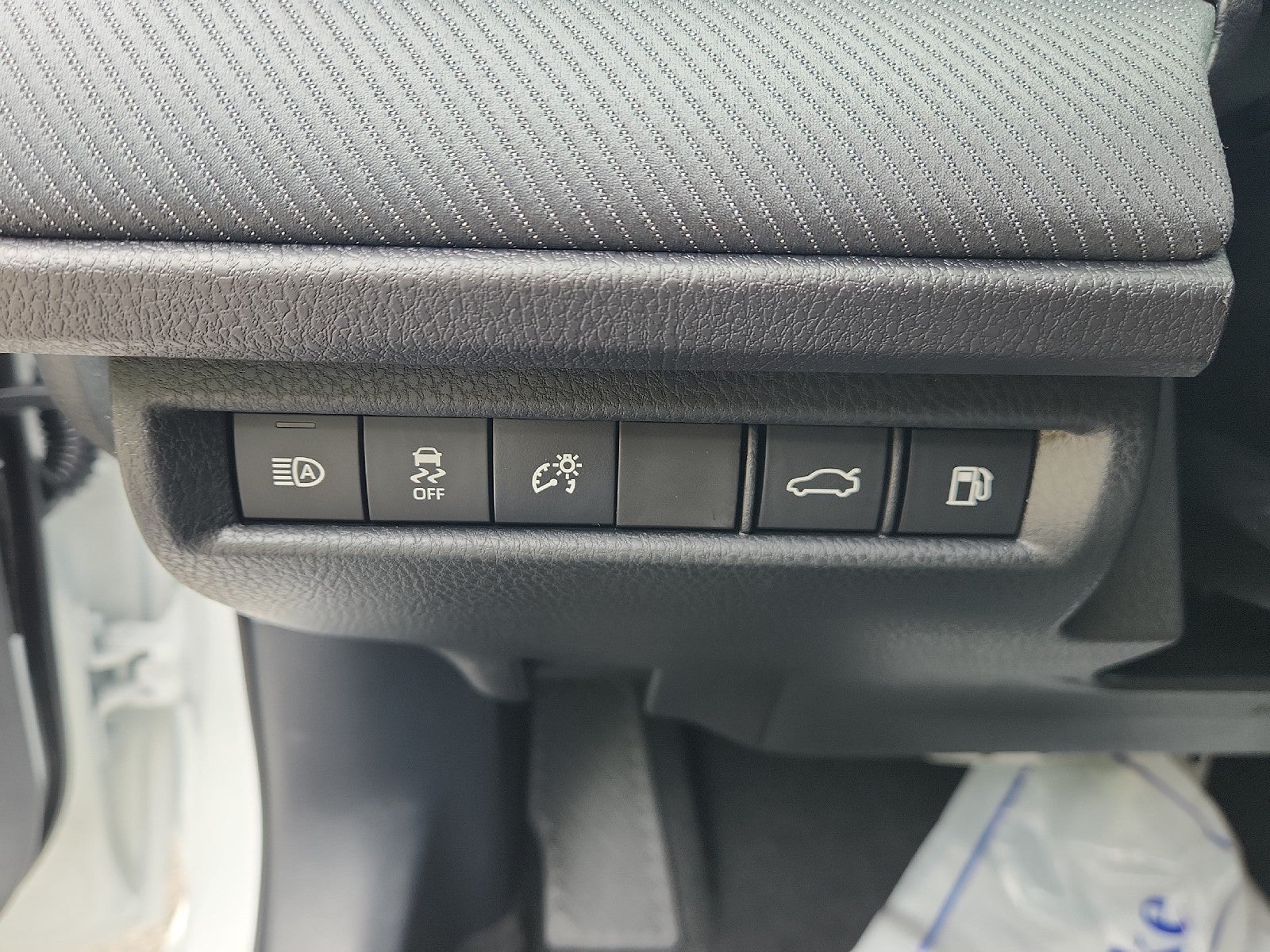 2026 Toyota Camry 4DR CVT HYB SE