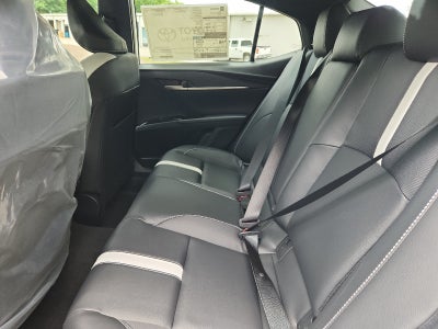 2026 Toyota Camry 4DR CVT HYB SE