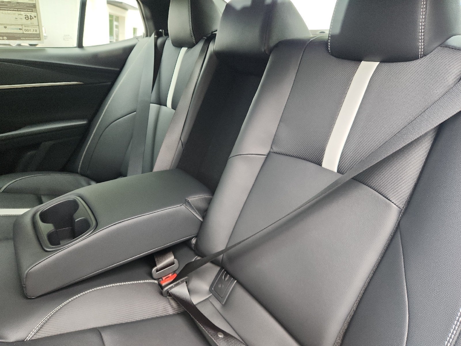 2026 Toyota Camry 4DR CVT HYB SE