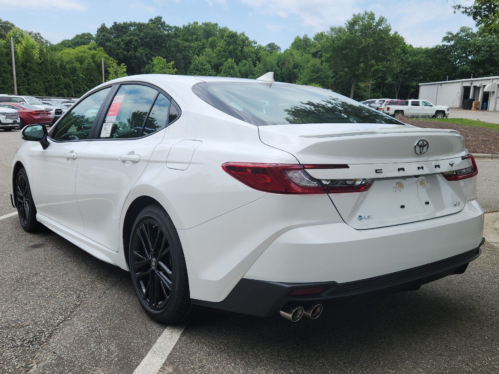 2026 Toyota Camry 4DR CVT HYB SE