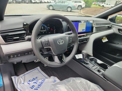 2026 Toyota Camry 4DR CVT HYB SE