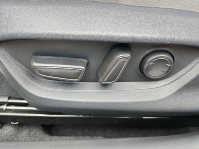 2026 Toyota Camry 4DR CVT HYB SE