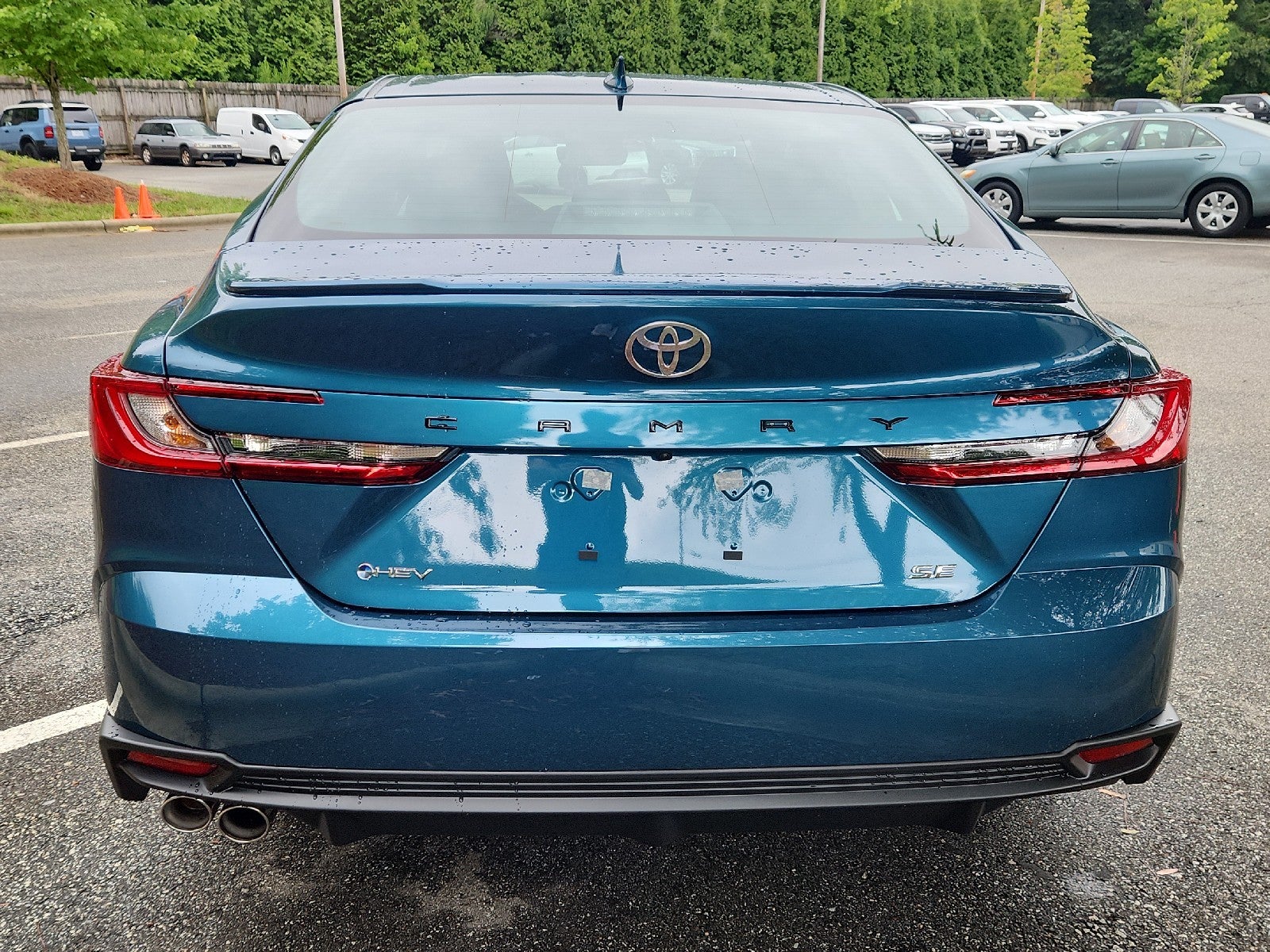 2026 Toyota Camry 4DR CVT HYB SE