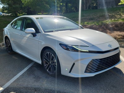 2026 Toyota Camry 4DR CVT HYB XLE