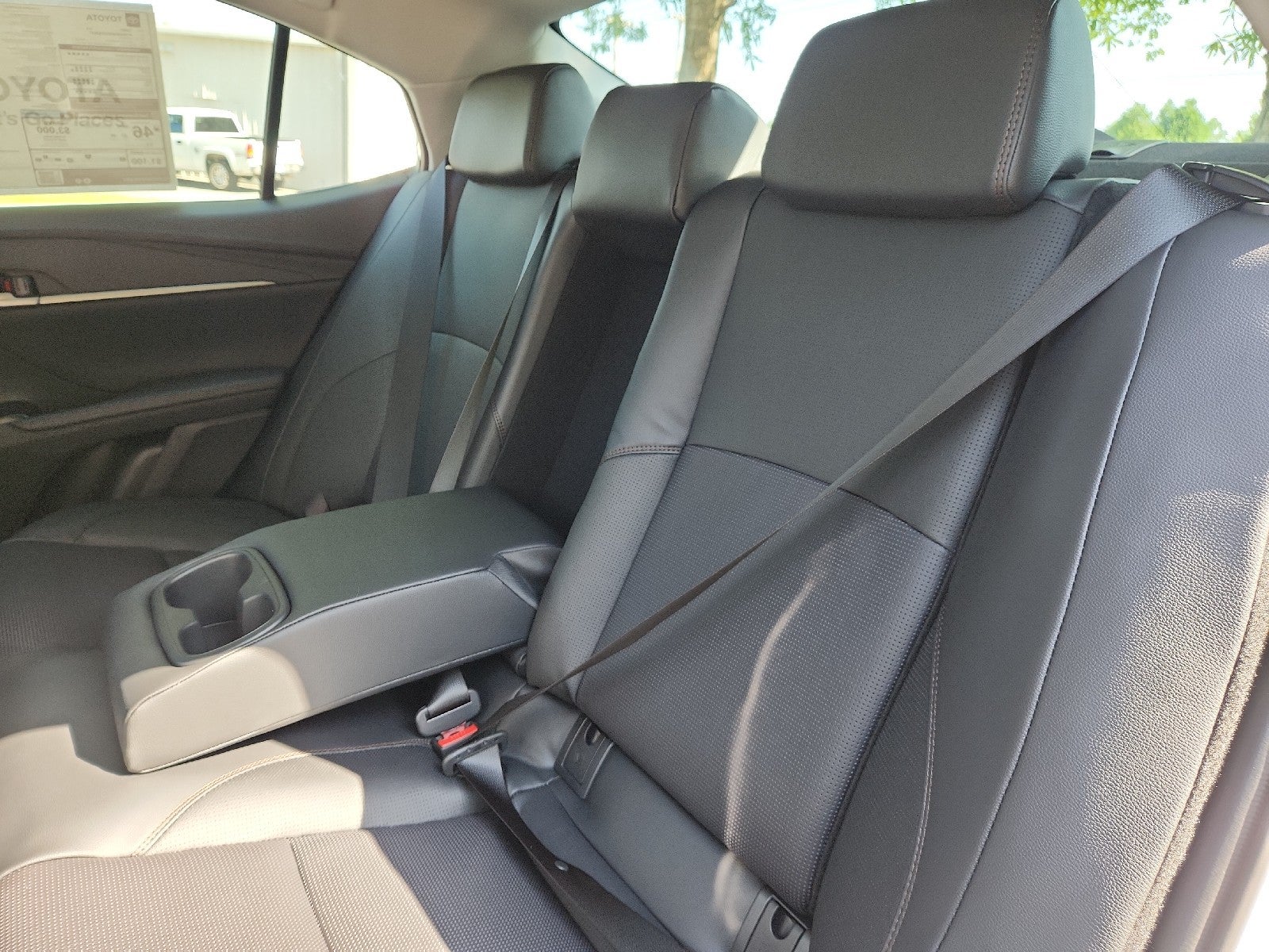2026 Toyota Camry 4DR CVT HYB XLE