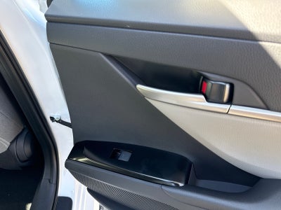 2026 Toyota Camry 4DR CVT HYB LE