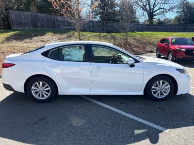 2026 Toyota Camry 4DR CVT HYB LE
