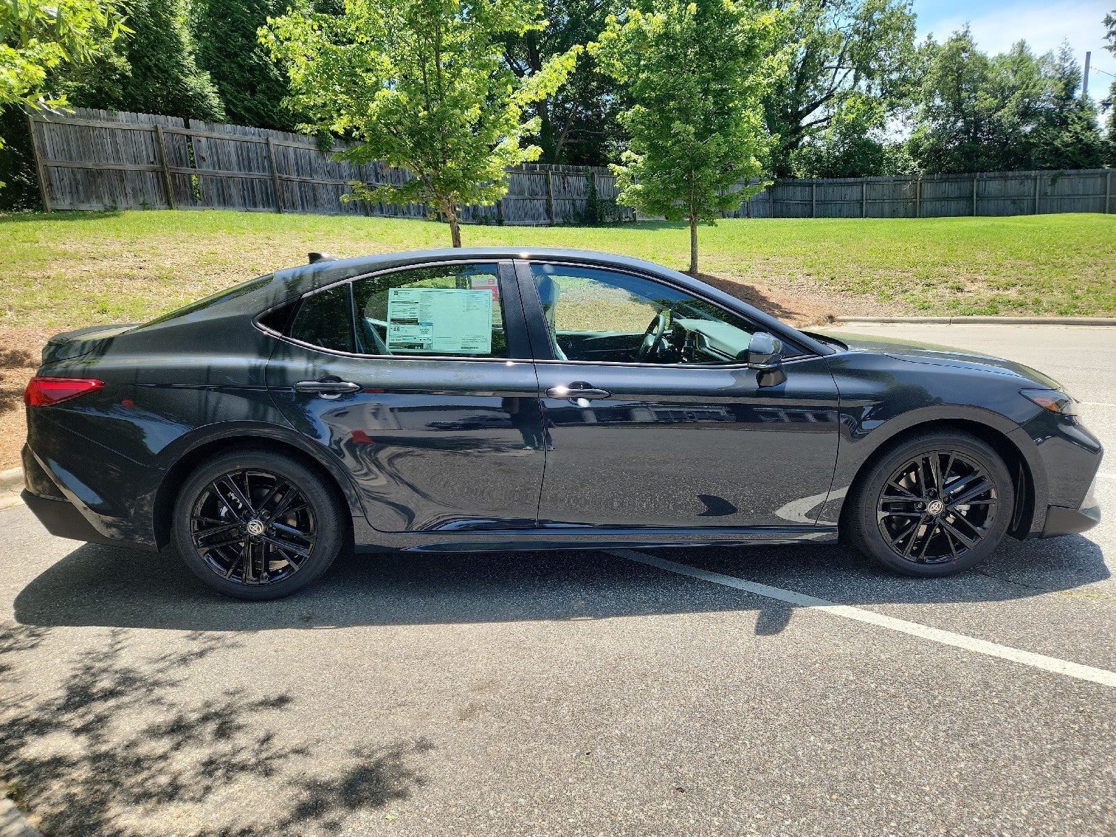 2026 Toyota Camry 4DR CVT HYB SE