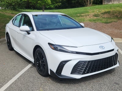 2026 Toyota Camry 4DR CVT HYB SE