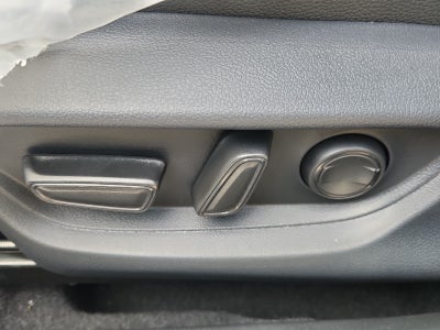 2026 Toyota Camry 4DR CVT HYB SE