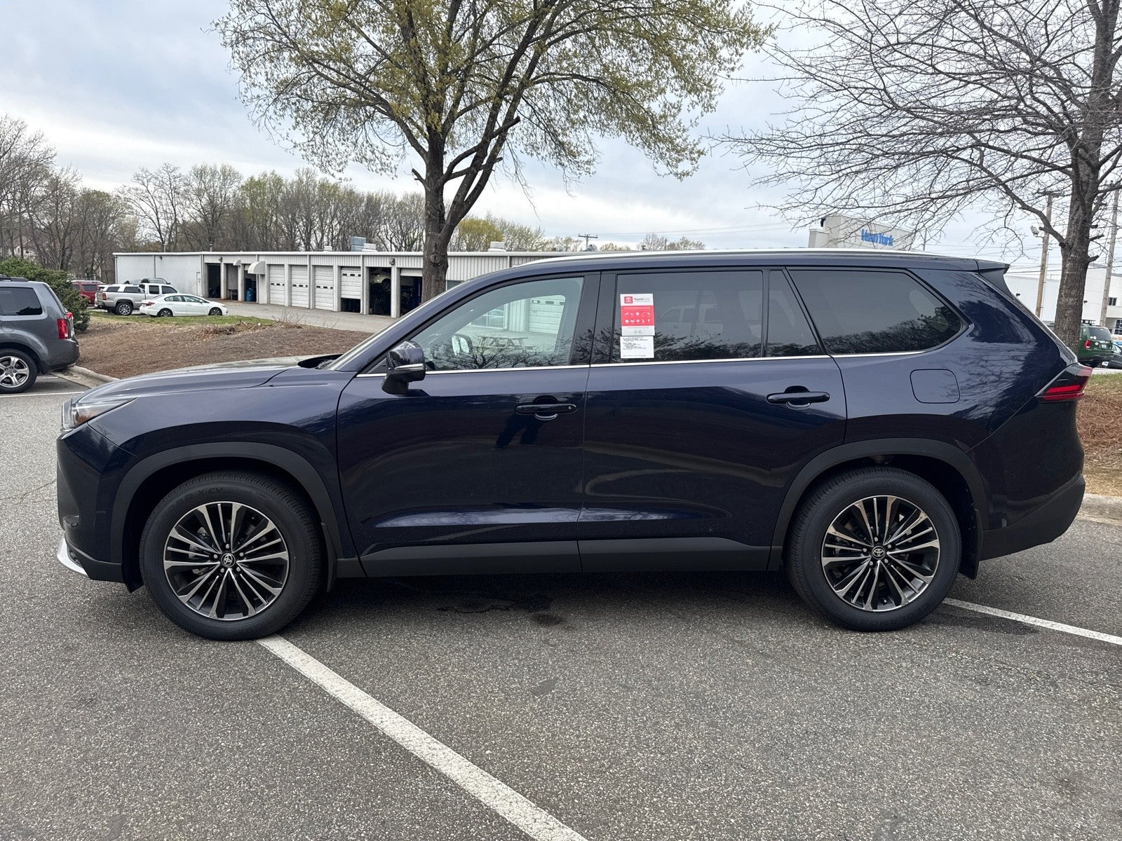 2026 Toyota Grand Highlander Hybrid Hybrid MAX Platinum