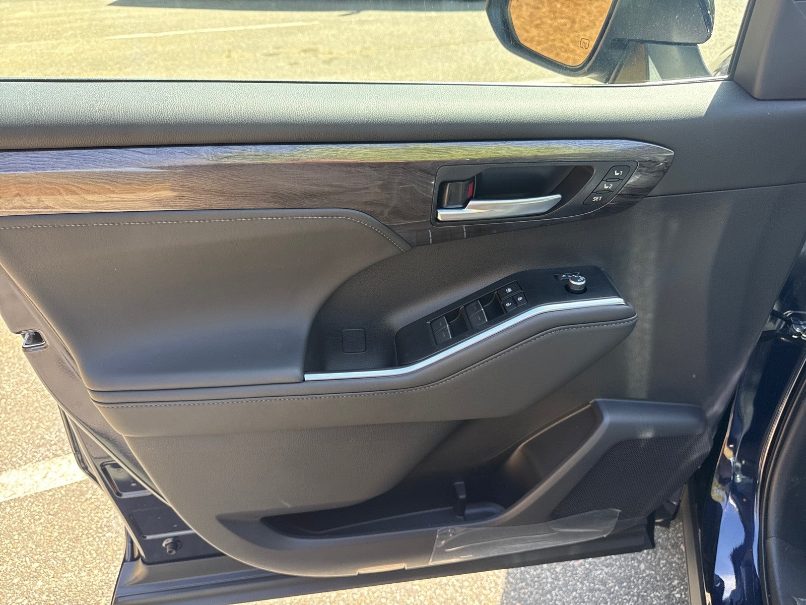 2026 Toyota Highlander Hybrid Hybrid Platinum