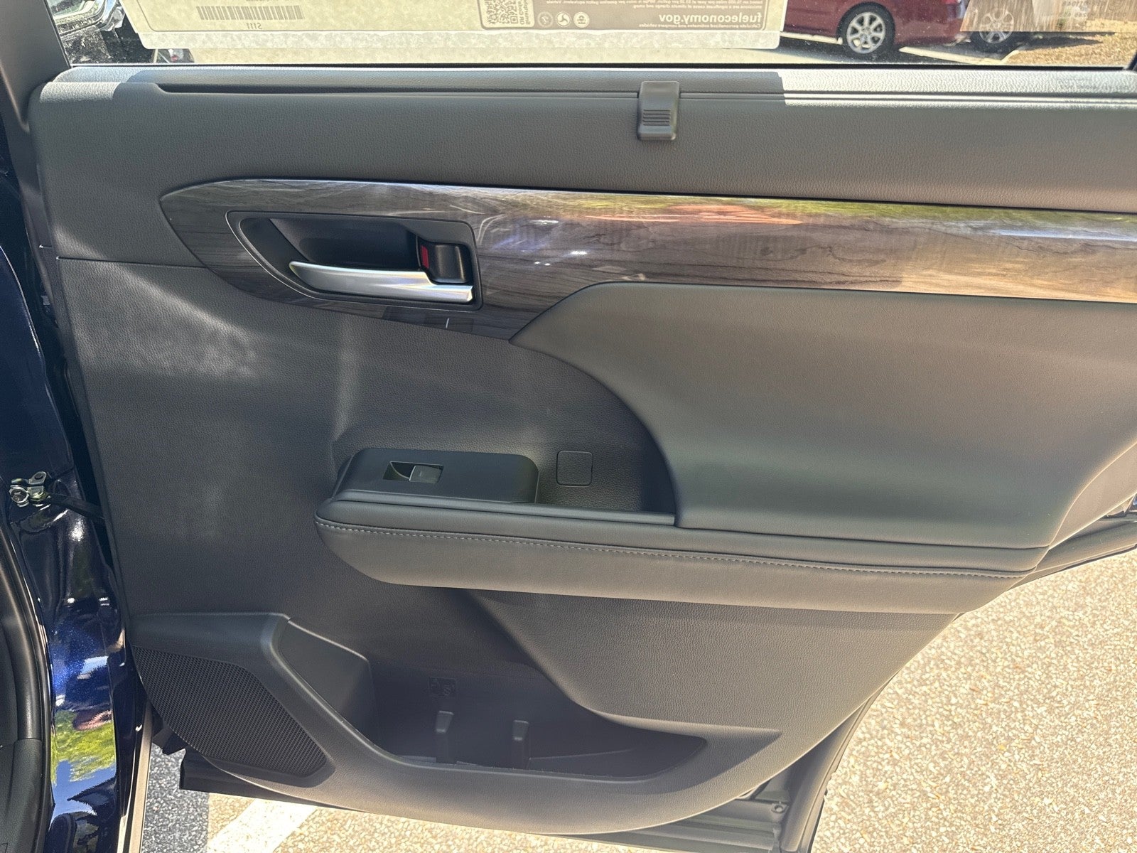 2026 Toyota Highlander Hybrid Hybrid Platinum