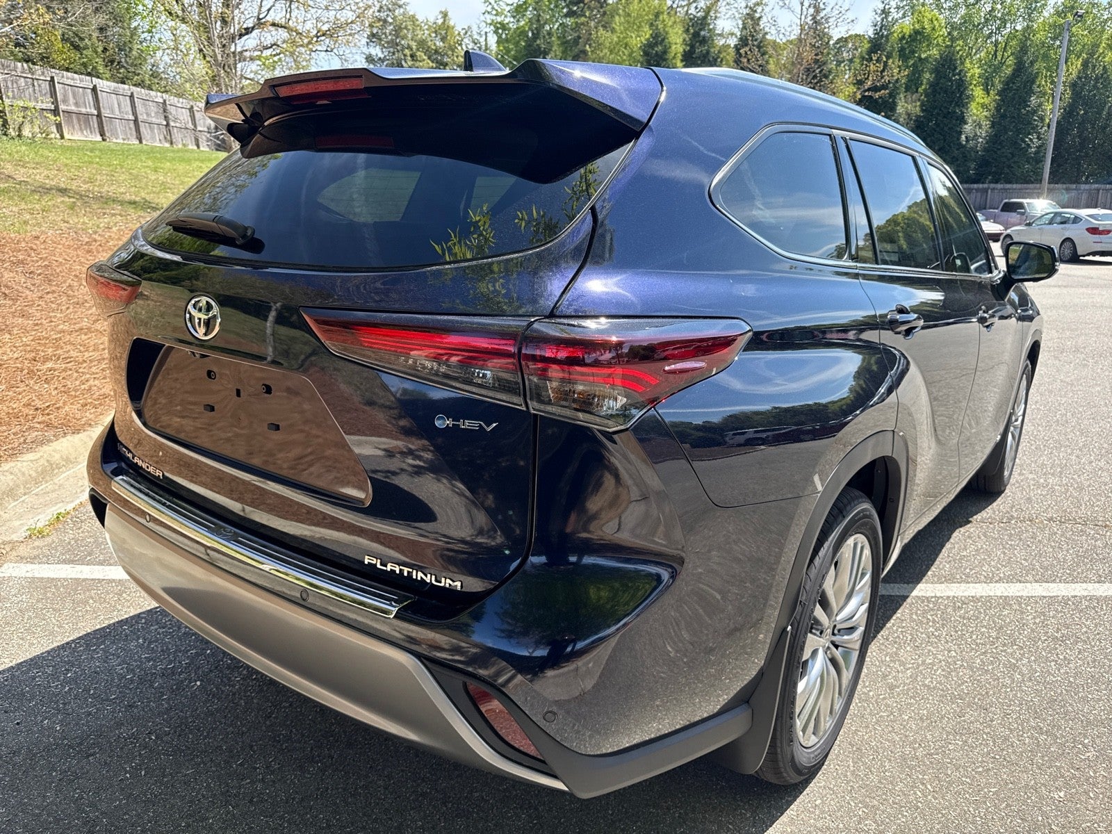 2026 Toyota Highlander Hybrid Hybrid Platinum