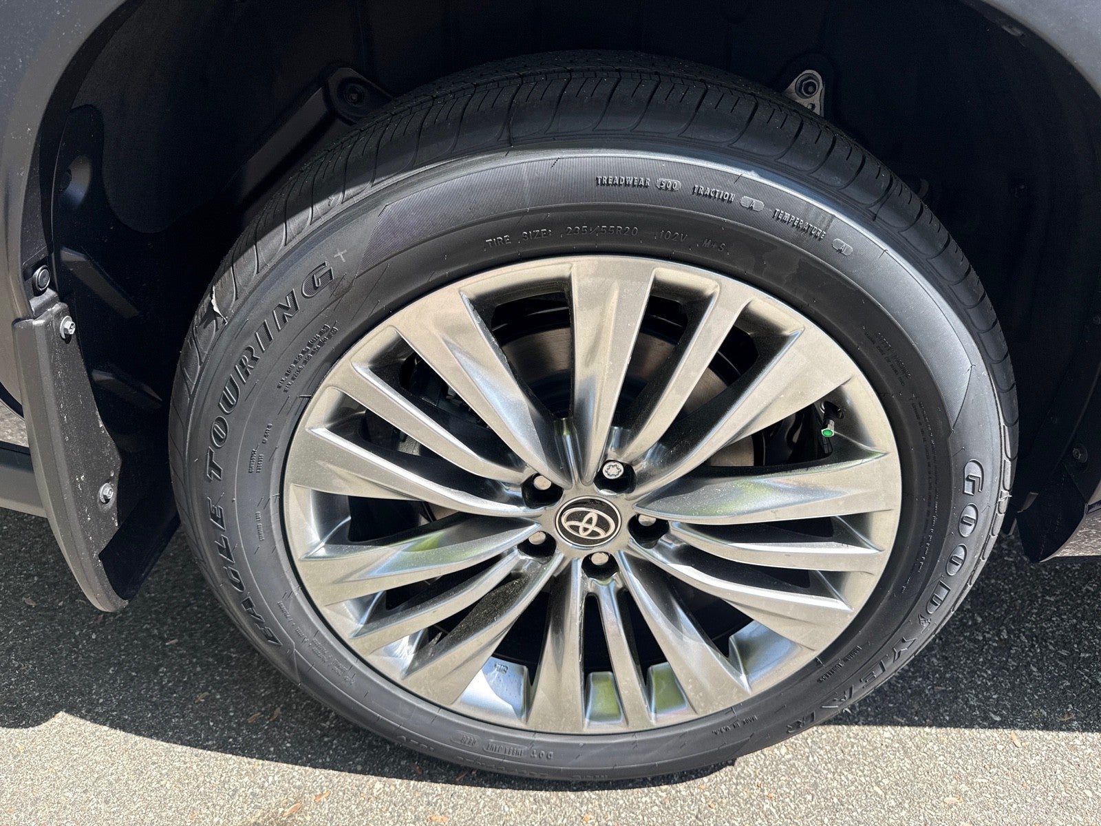 2026 Toyota Highlander Hybrid Hybrid Platinum