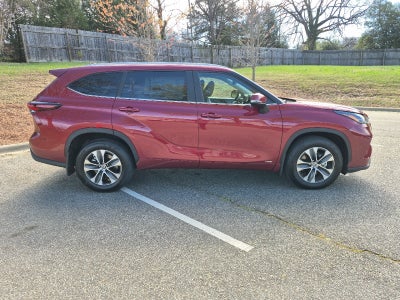 2026 Toyota Highlander Hybrid Hybrid XLE
