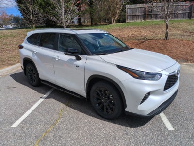 2026 Toyota Highlander Hybrid Hybrid XLE