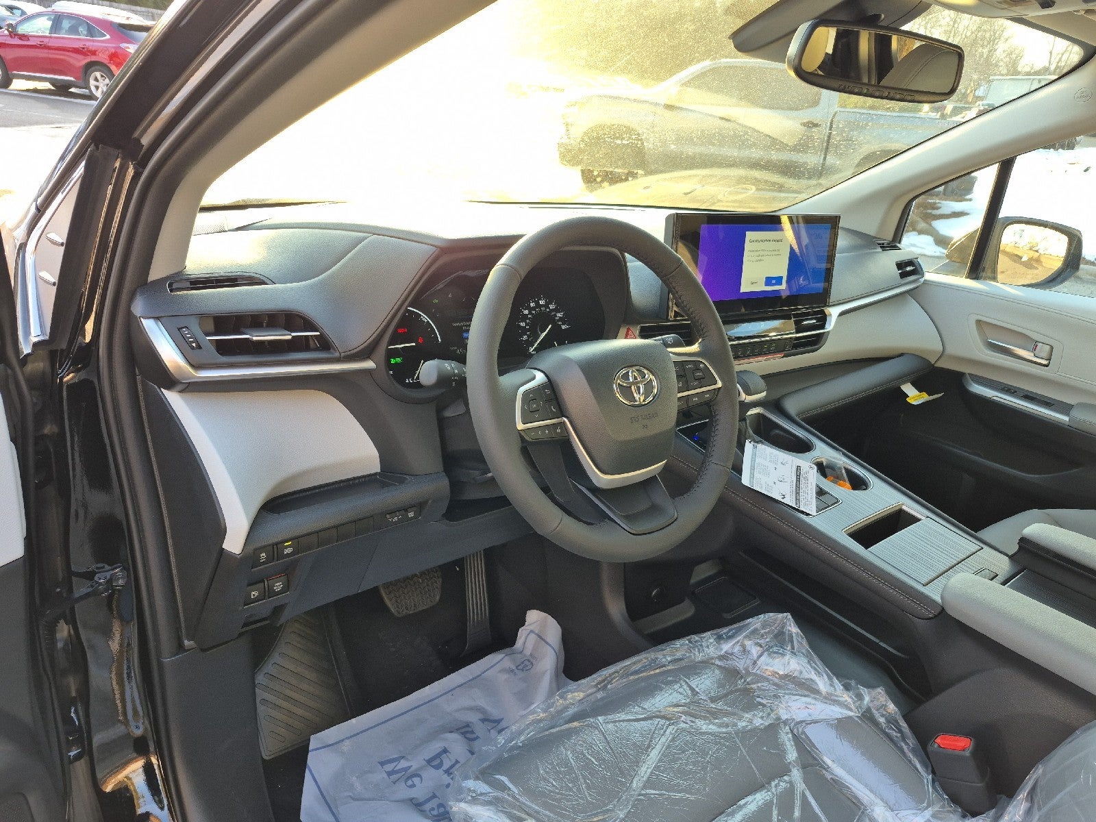 2026 Toyota Sienna 4DR FWD 8P XLE