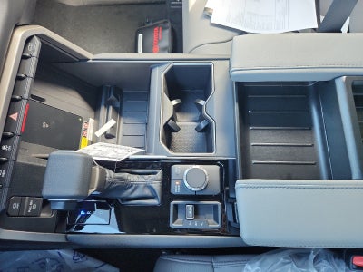 2026 Toyota Tundra 4WD 4WD CREW LIMITED 6.5