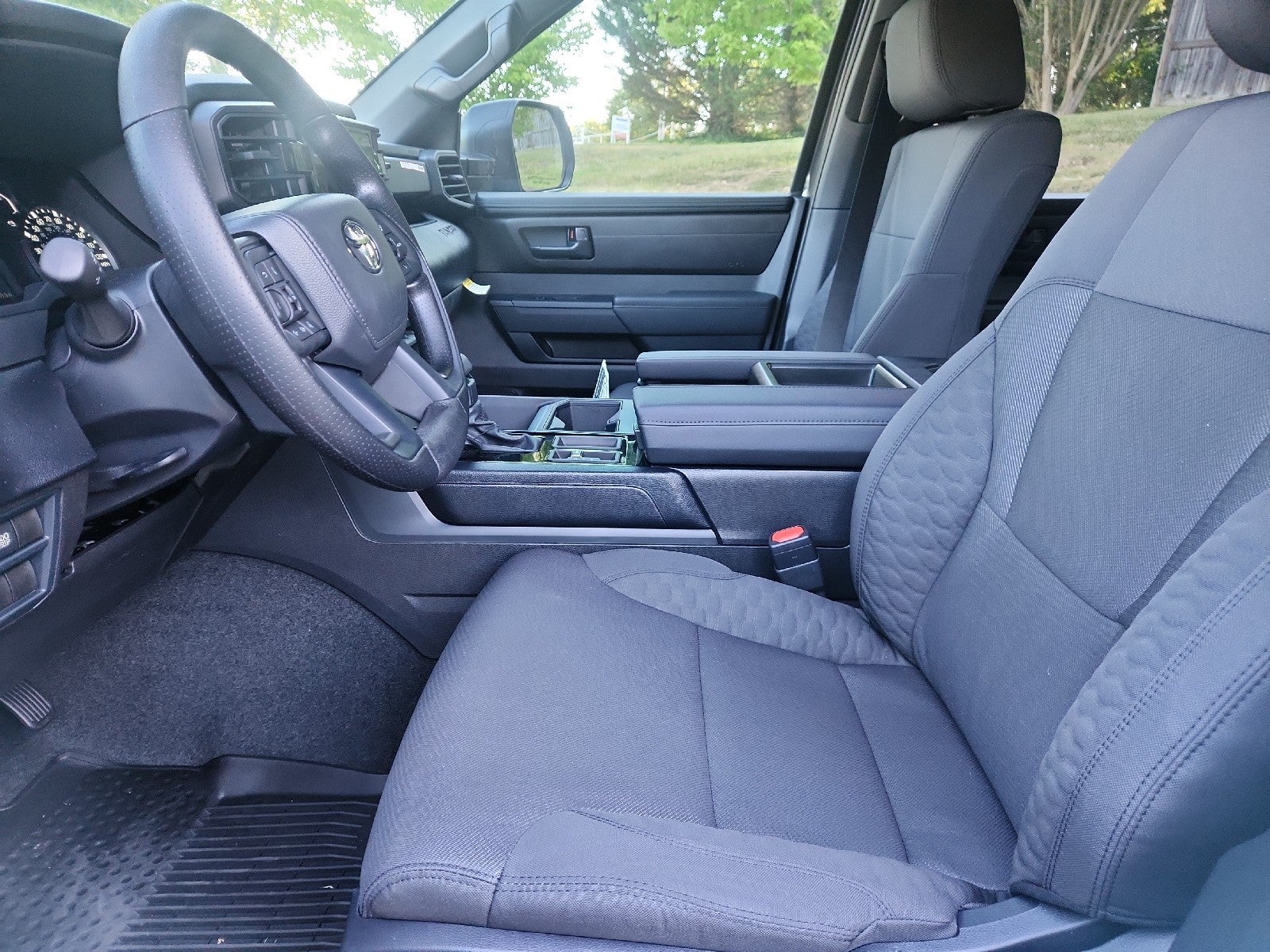2026 Toyota Tundra 4WD 4WD CREW SR 5.5'