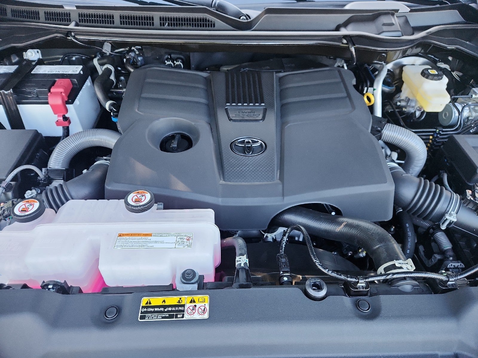 2026 Toyota Tundra 4WD 4WD CREW SR 5.5'