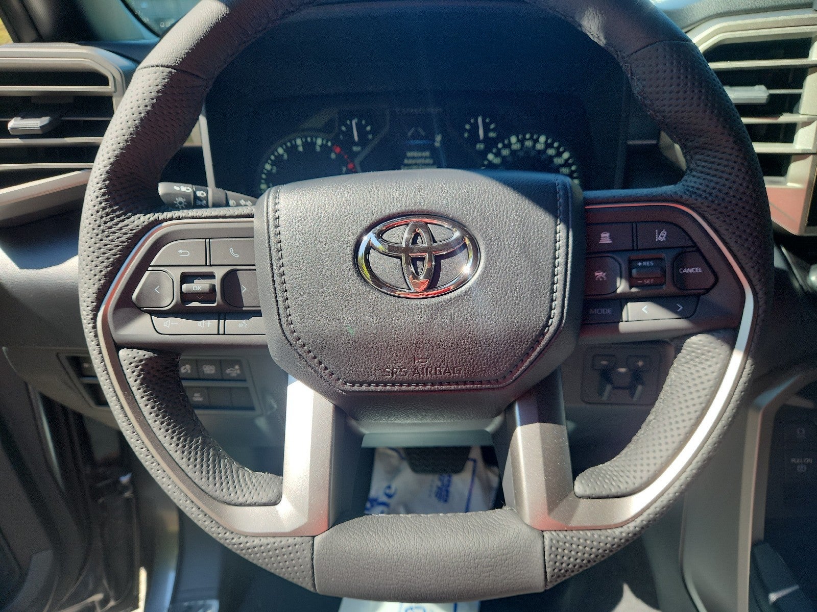 2026 Toyota Tundra 4WD 4WD CREW SR5 5.5'