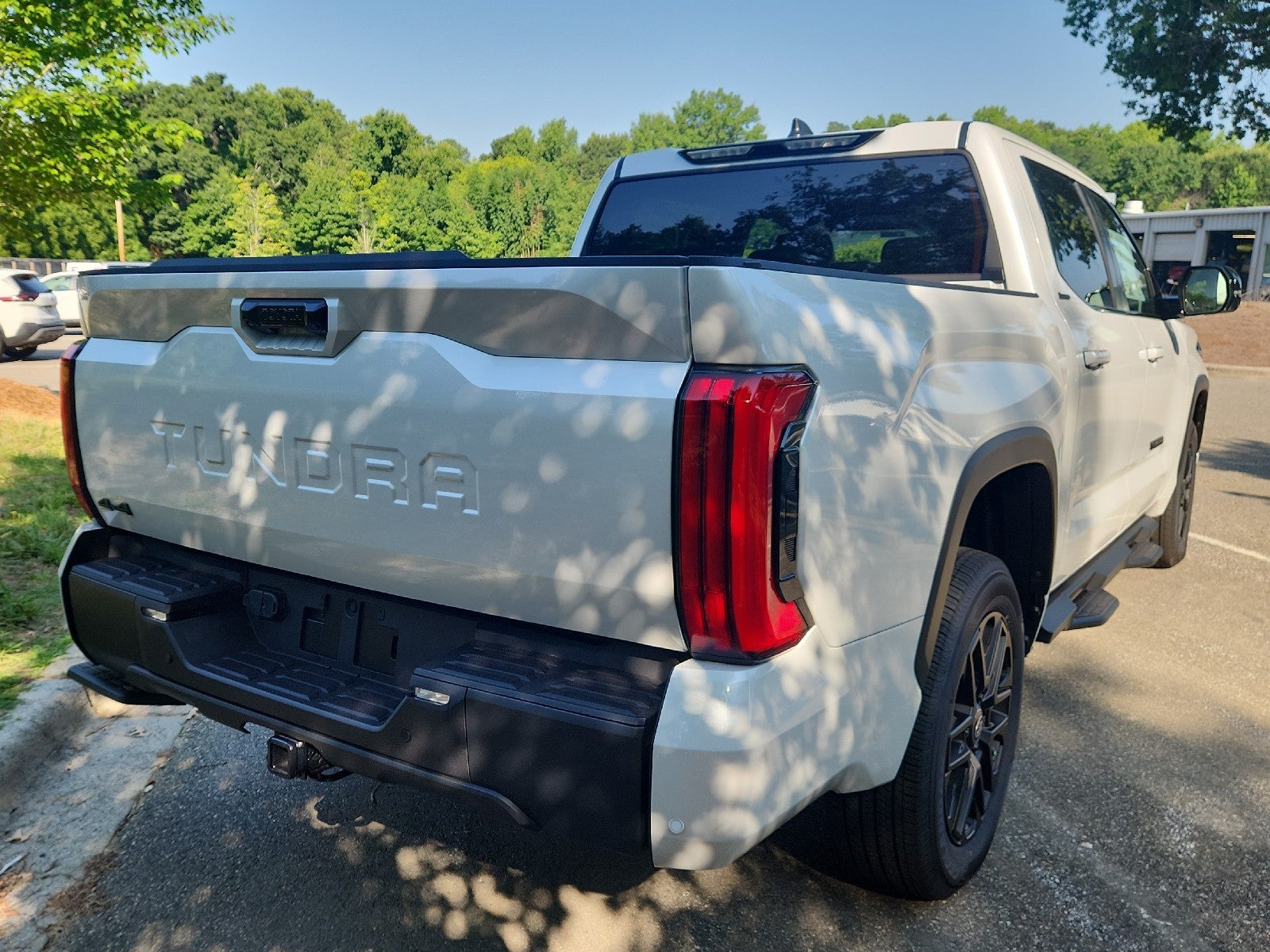 2026 Toyota Tundra 4WD 4WD CREW LIMITED 5.5
