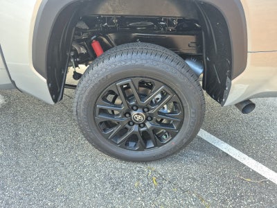 2026 Toyota Tundra 4WD 4WD CREW LIMITED 5.5