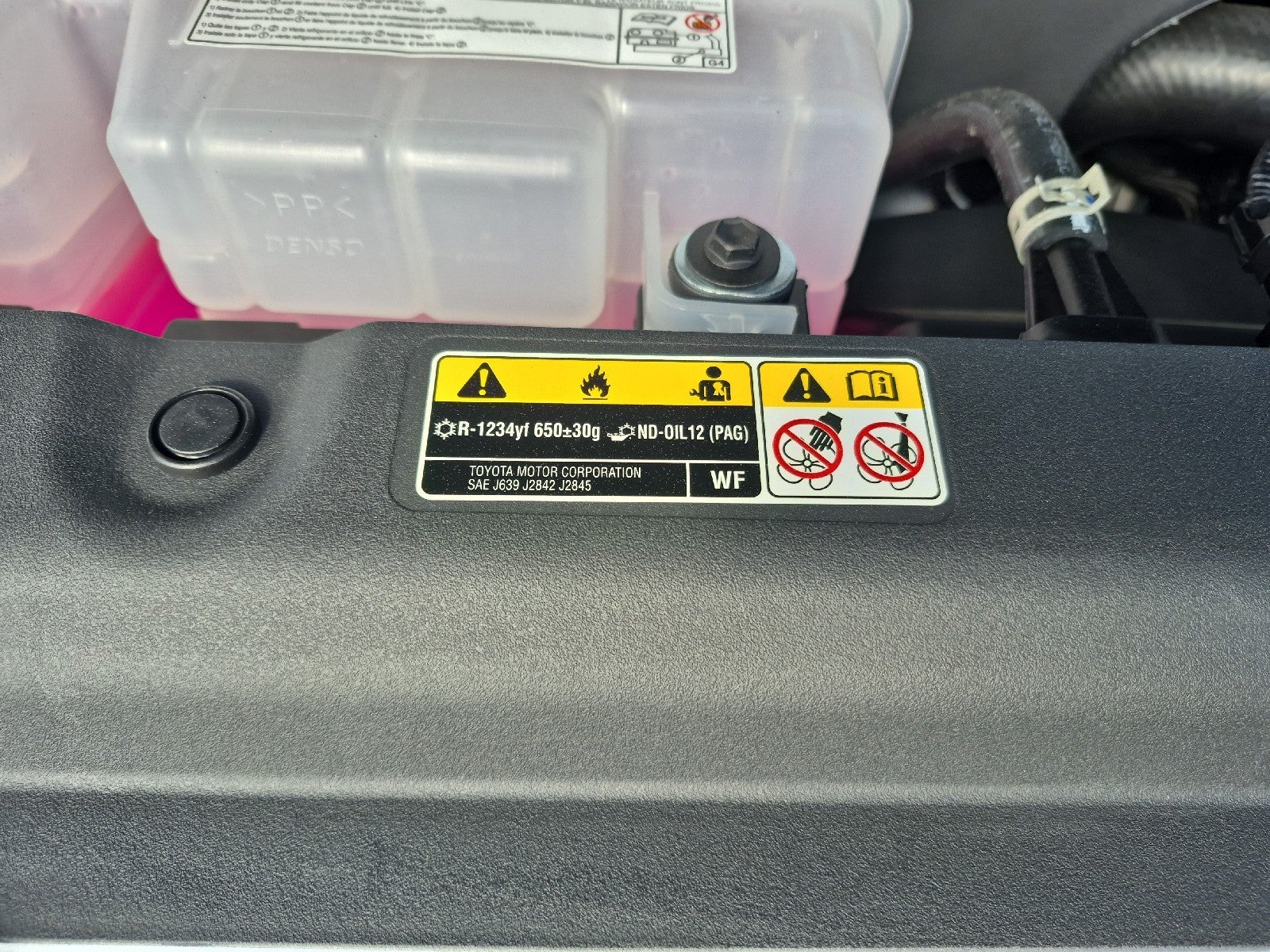 2026 Toyota Tundra 4WD 4WD CREW LIMITED 5.5