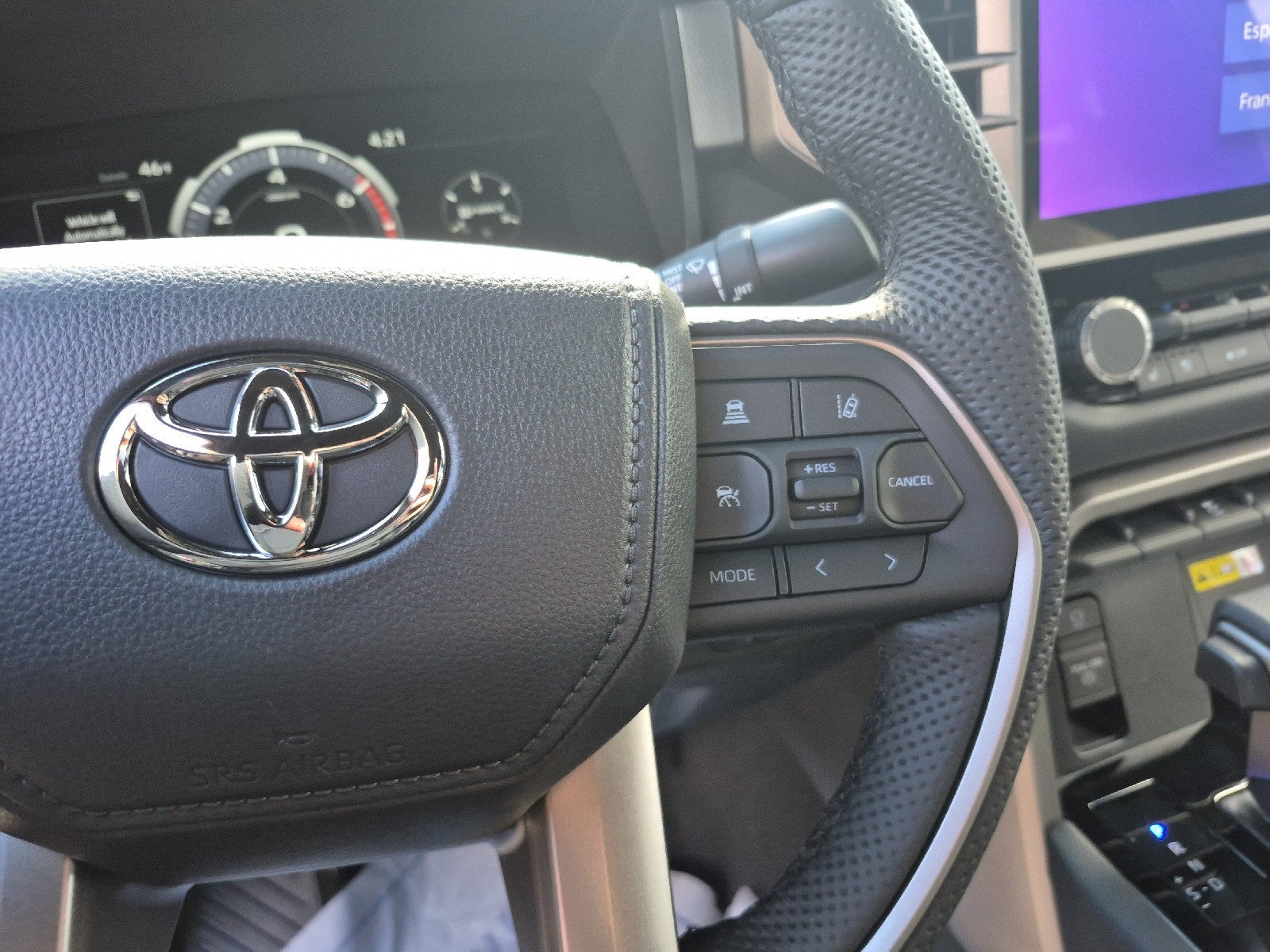 2026 Toyota Tundra 4WD 4WD CREW LIMITED 5.5