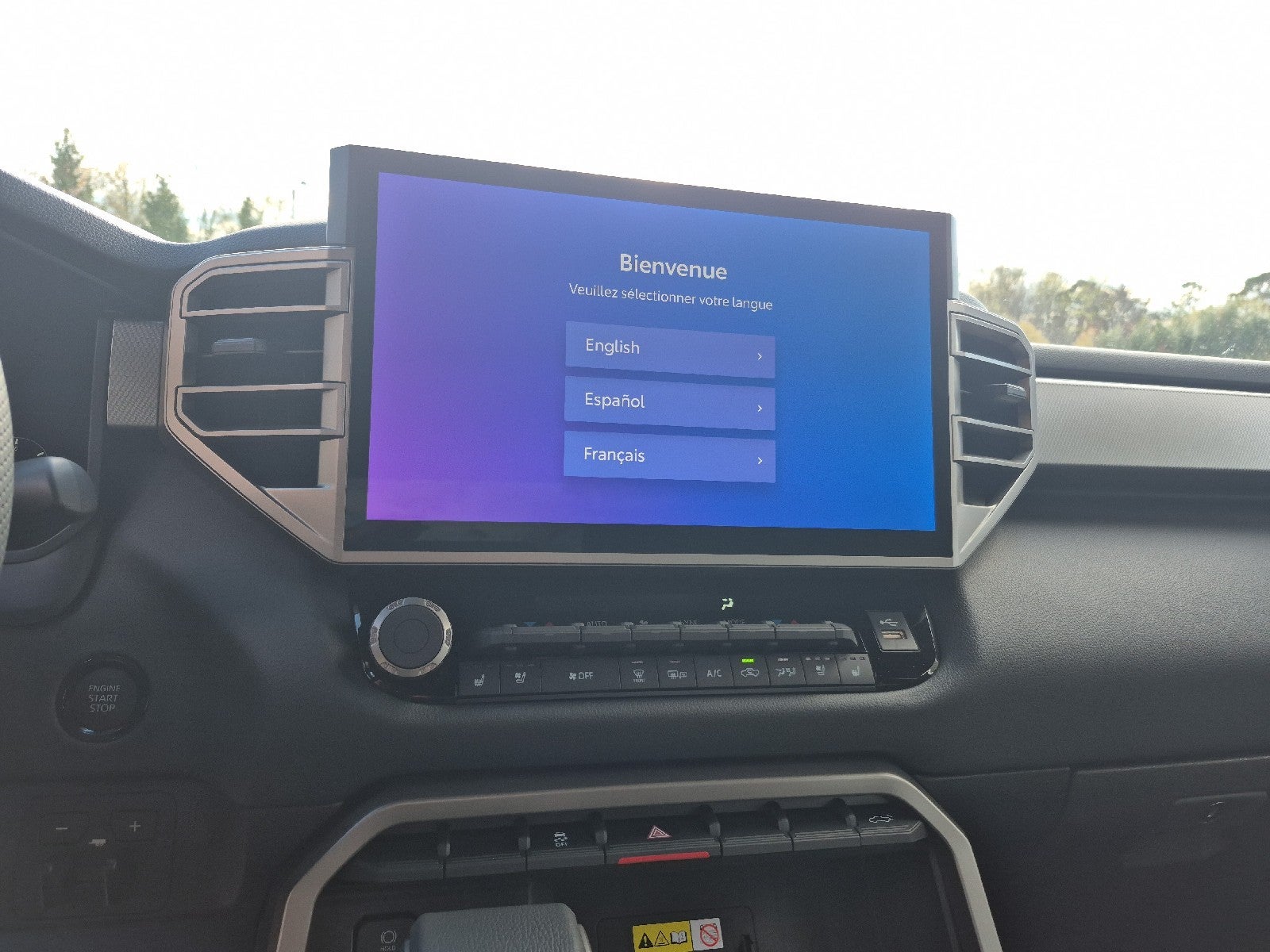 2026 Toyota Tundra 4WD 4WD CREW LIMITED 5.5