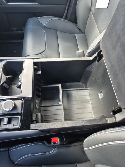 2026 Toyota Tundra 4WD 4WD CREW LIMITED 5.5