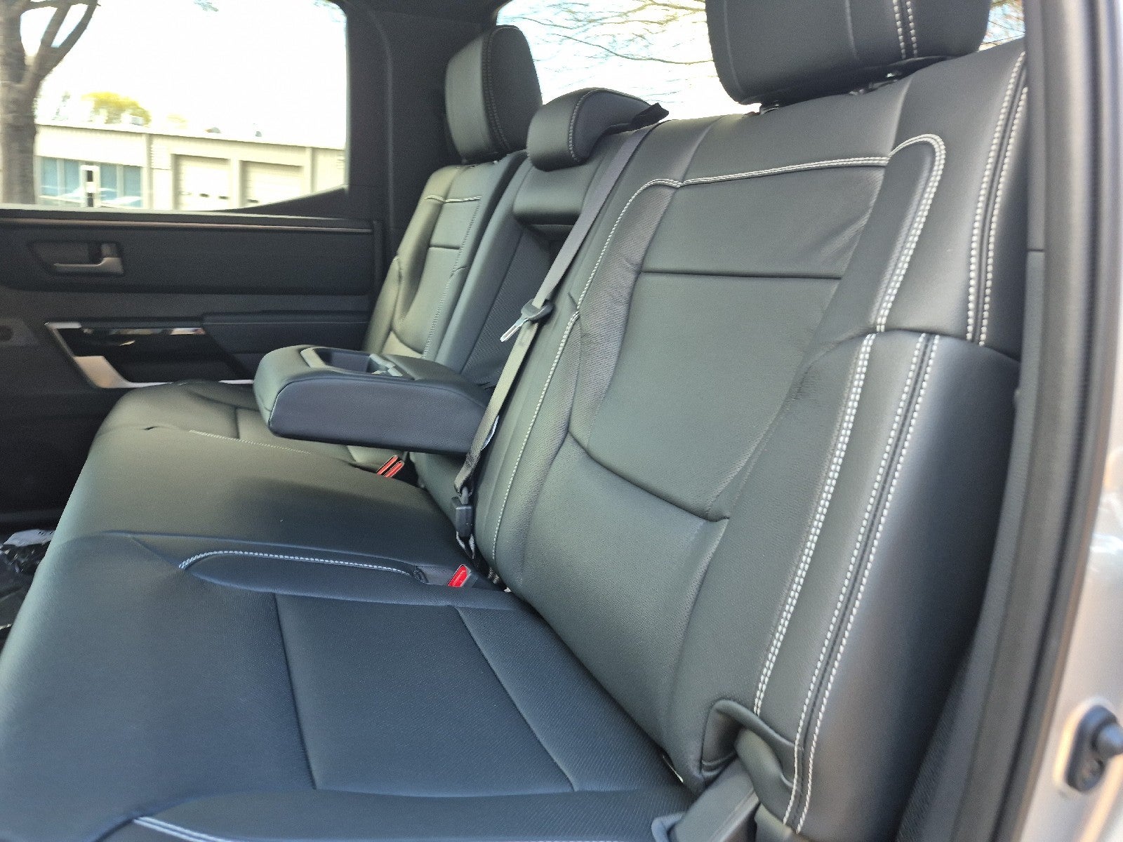 2026 Toyota Tundra 4WD 4WD CREW LIMITED 5.5