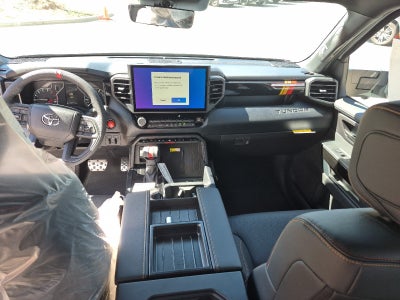 2026 Toyota Tundra 4WD 4WD CREW SR5 5.5'