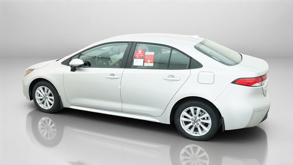2027 Toyota Corolla LE
