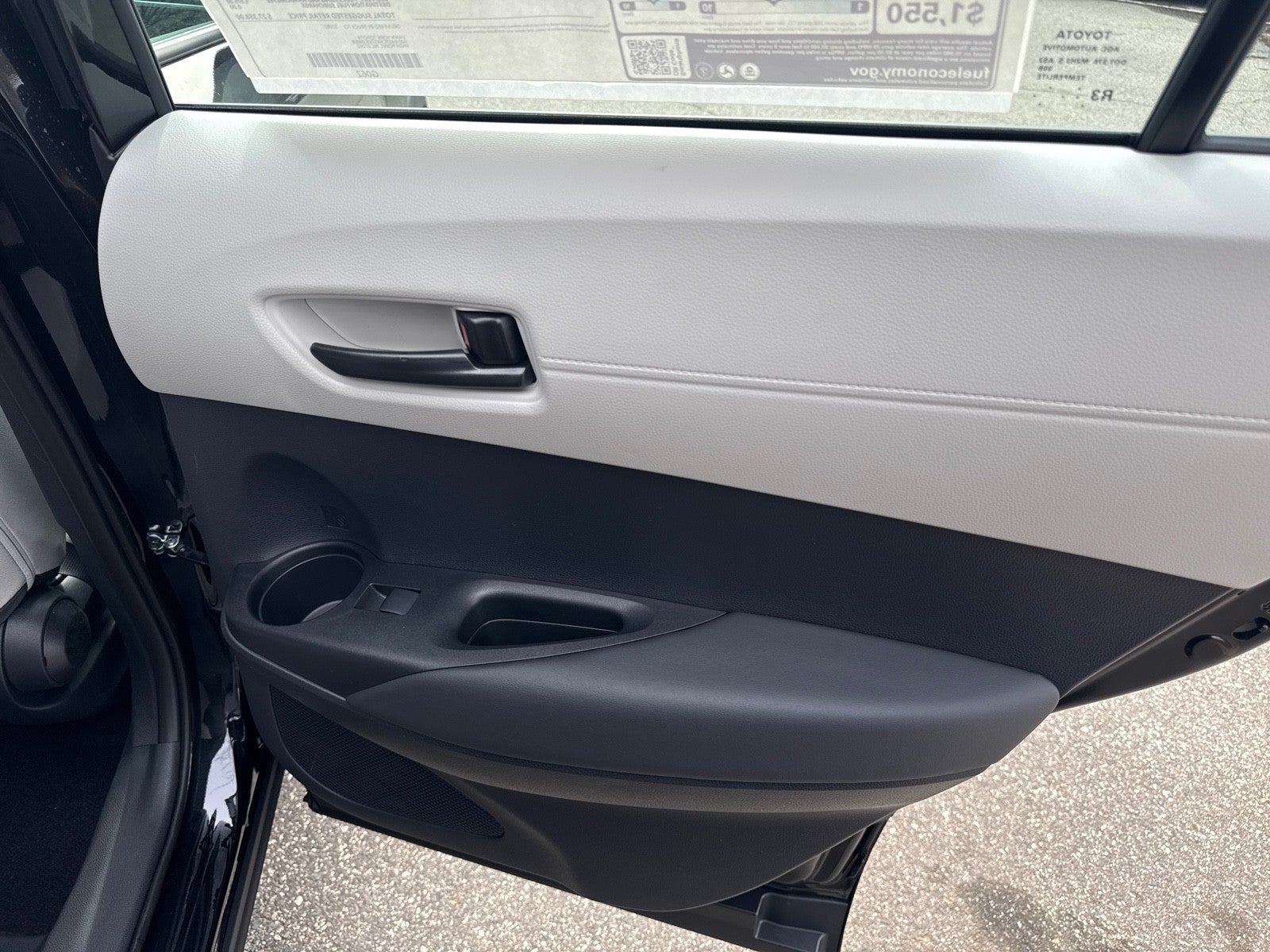 2026 Toyota Corolla Cross 4DR 2WD L