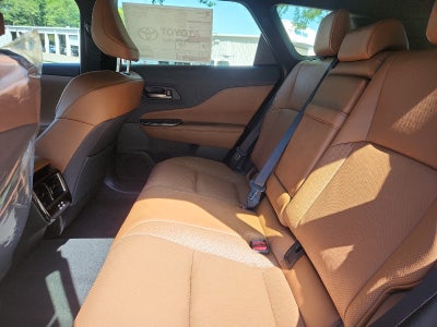 2026 Toyota Toyota Crown Signia XLE