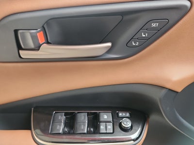 2026 Toyota Toyota Crown Signia Limited