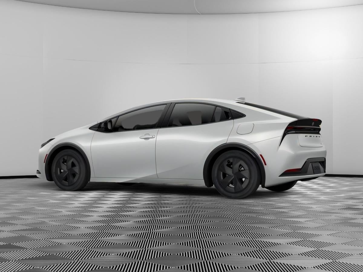 2027 Toyota Prius Plug-In LE