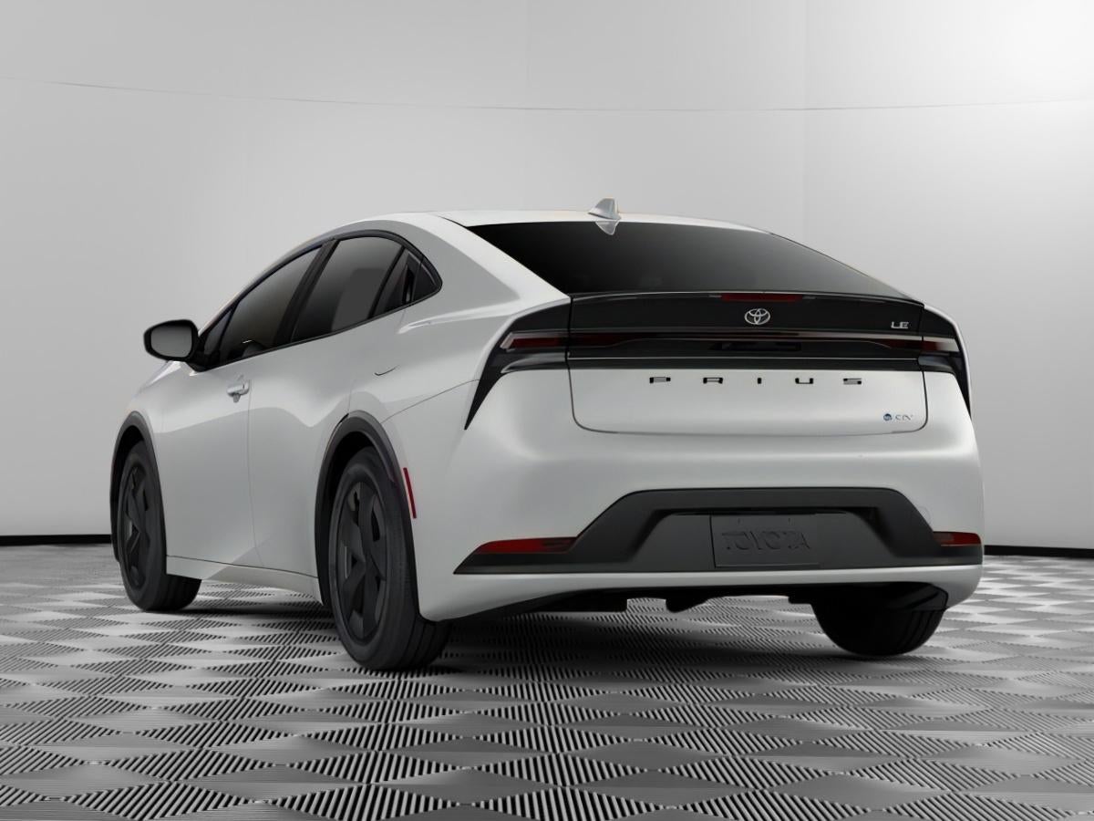 2027 Toyota Prius Plug-In LE
