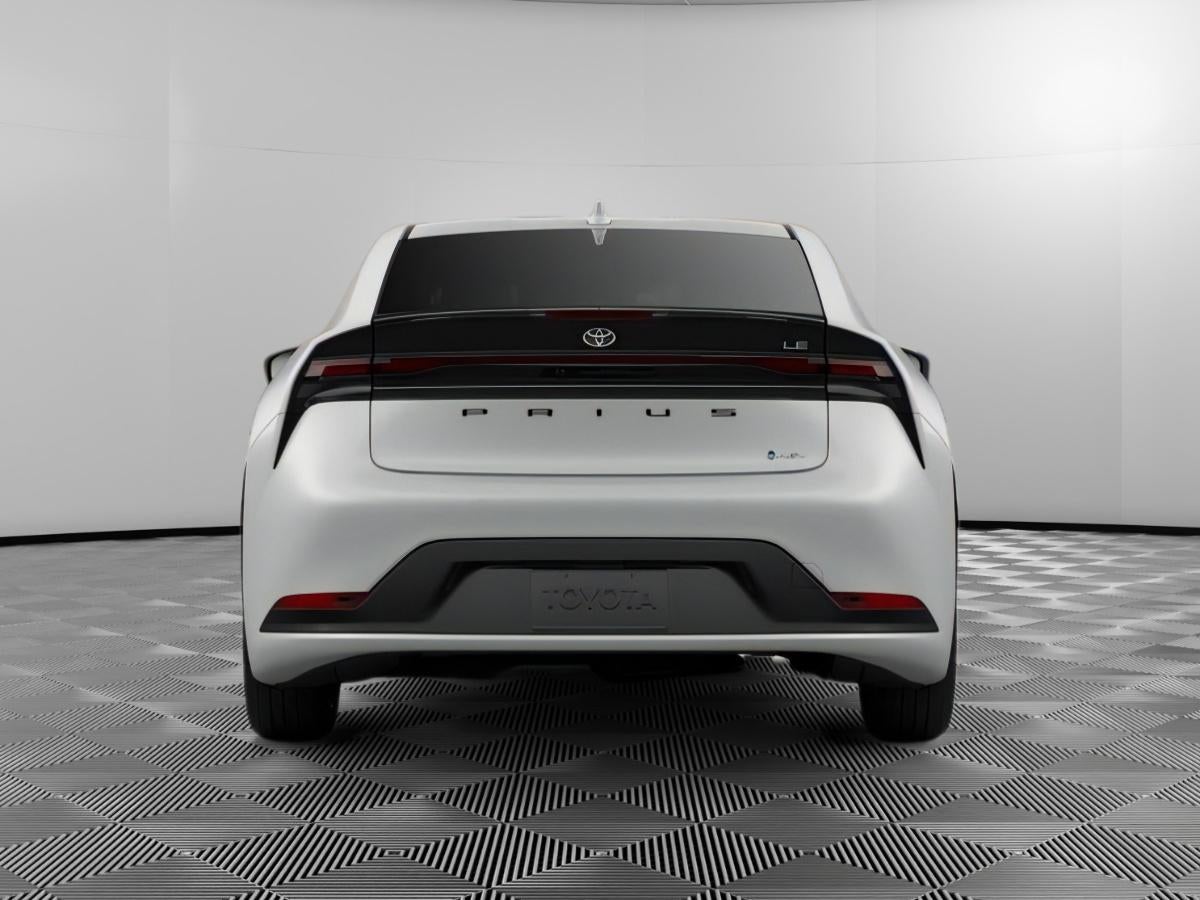 2027 Toyota Prius Plug-In LE