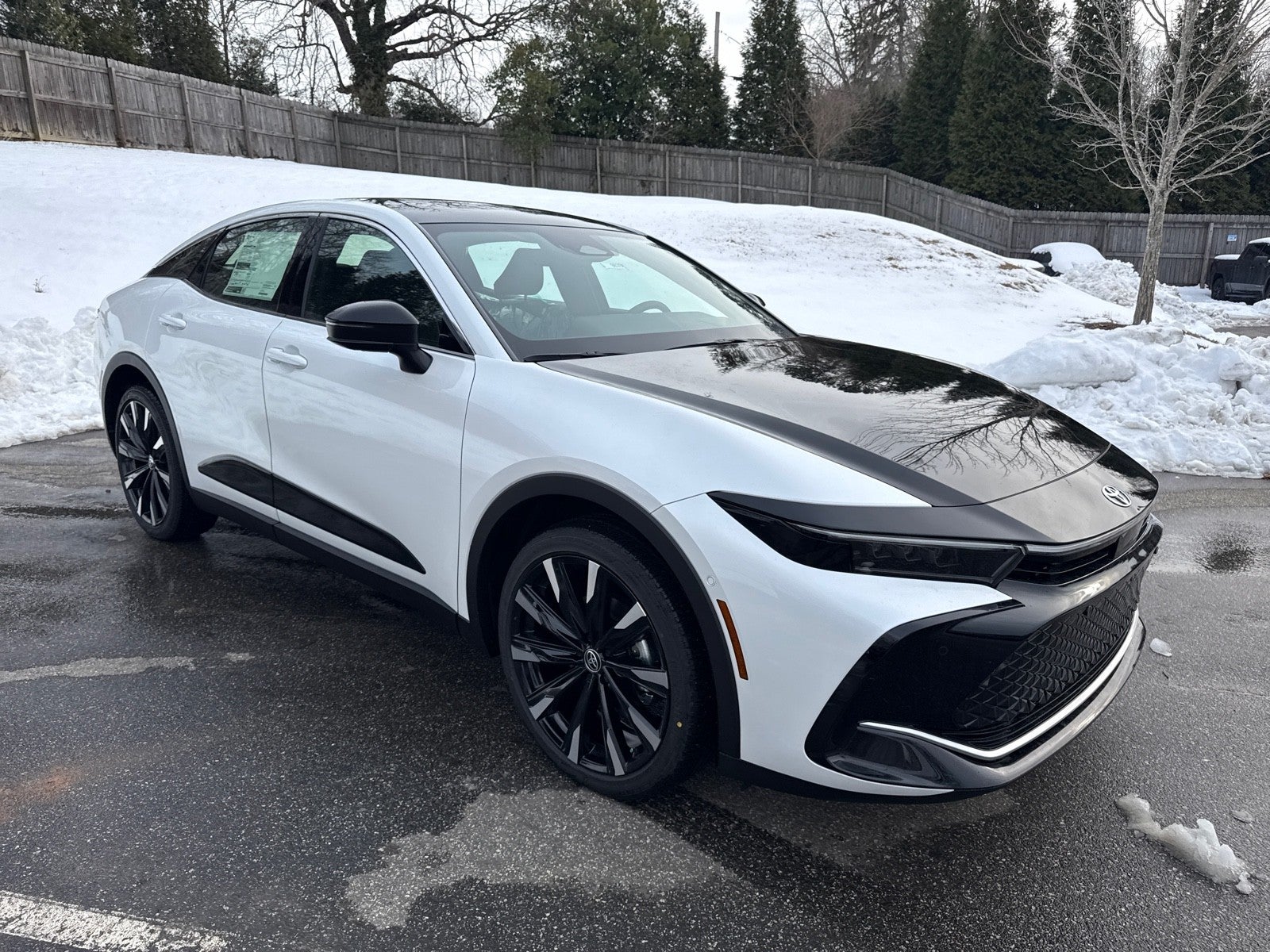 2026 Toyota Crown 4DR AWD PLATINUM