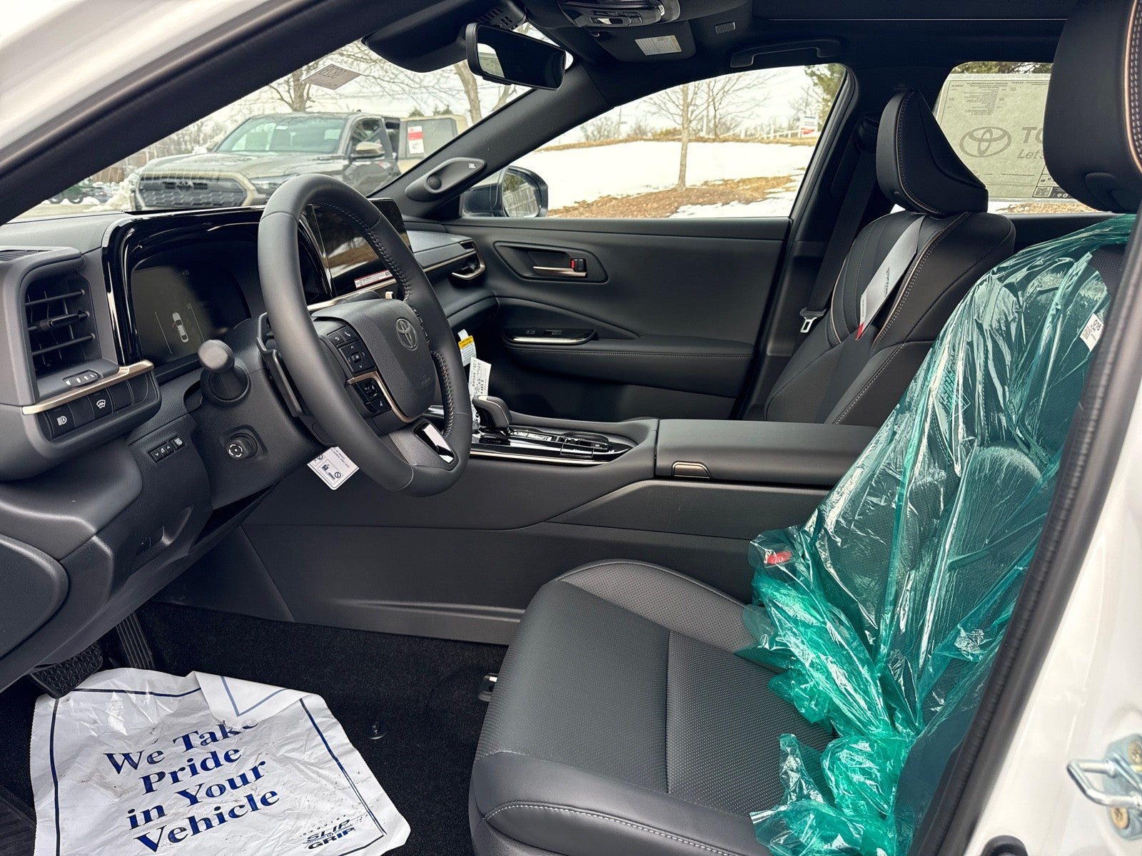 2026 Toyota Crown 4DR AWD PLATINUM