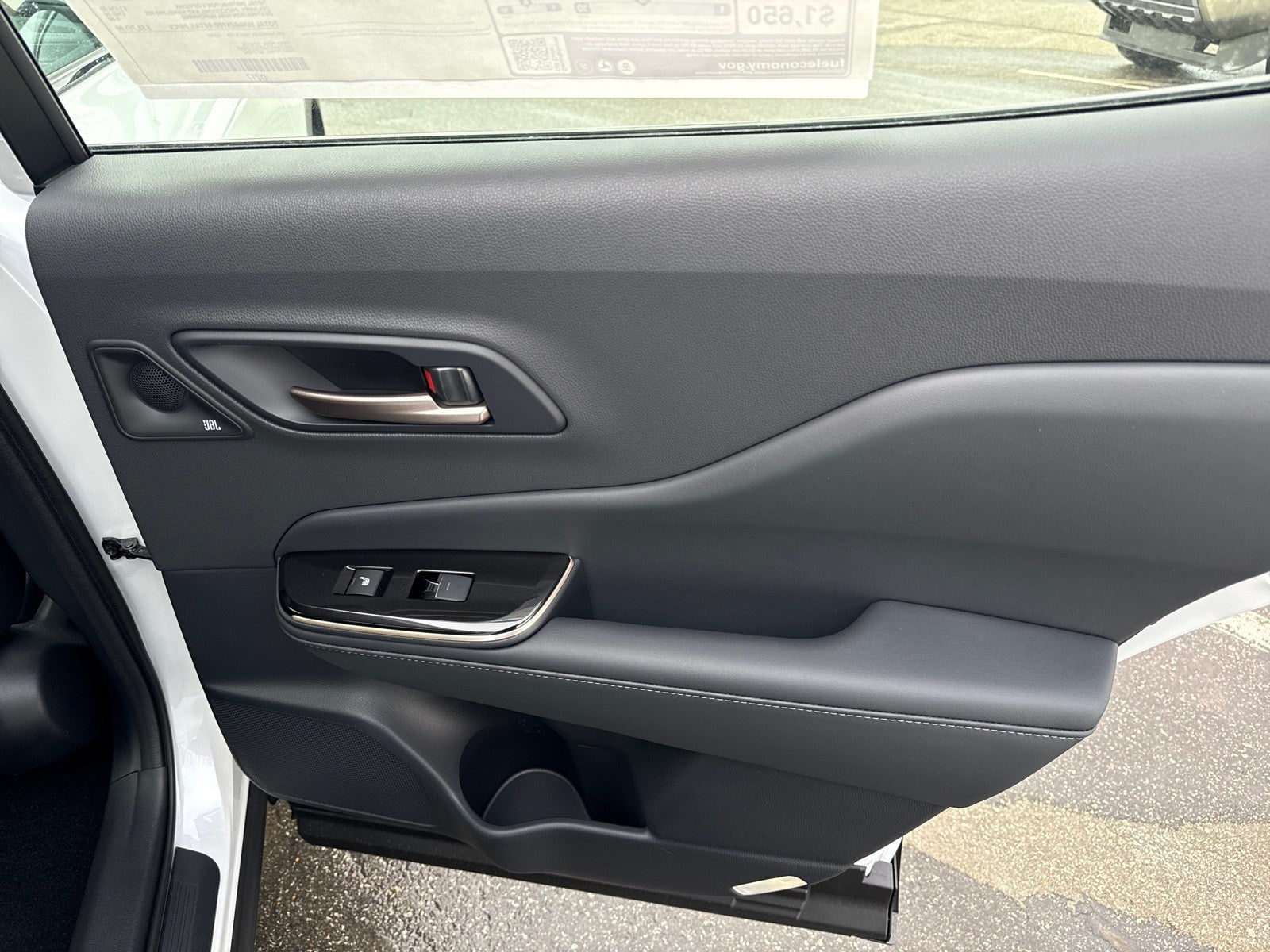 2026 Toyota Crown 4DR AWD PLATINUM