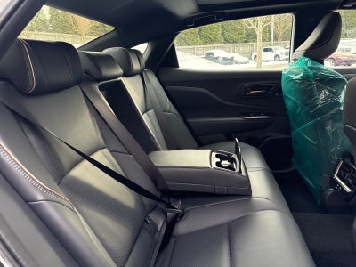 2026 Toyota Crown 4DR AWD PLATINUM