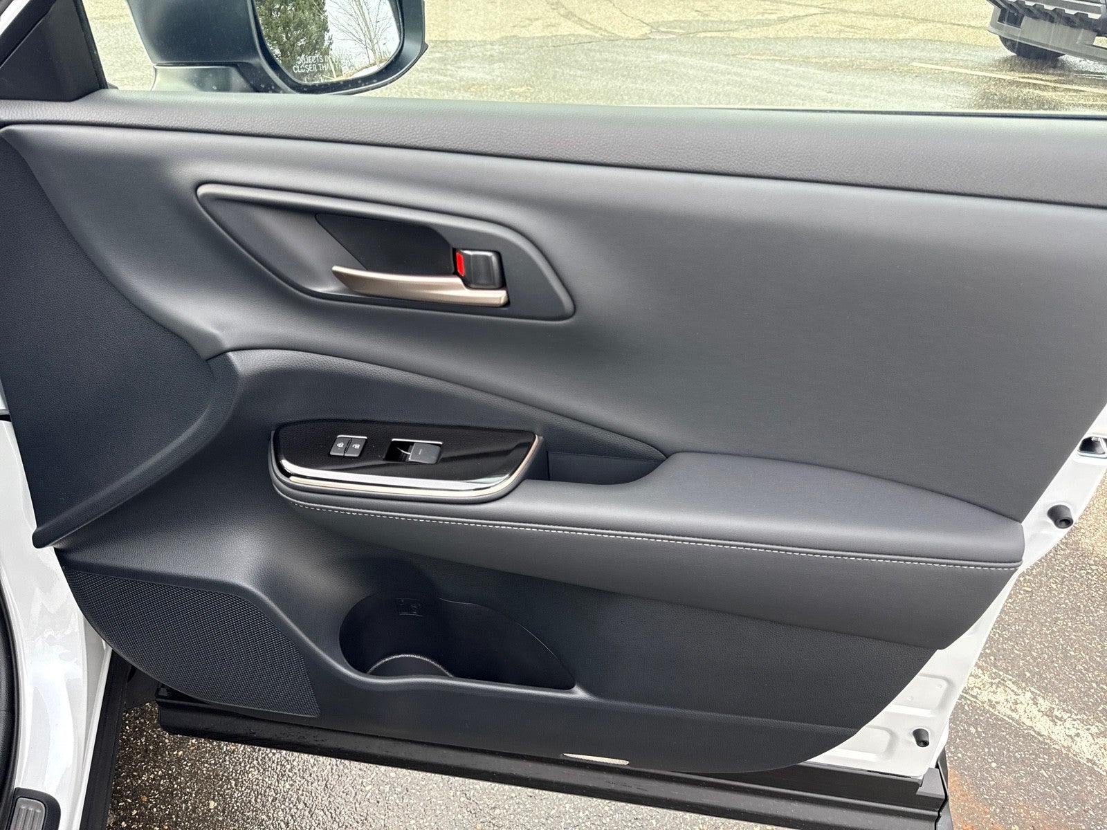 2026 Toyota Crown 4DR AWD PLATINUM