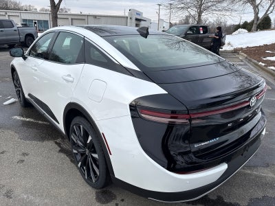 2026 Toyota Crown 4DR AWD PLATINUM